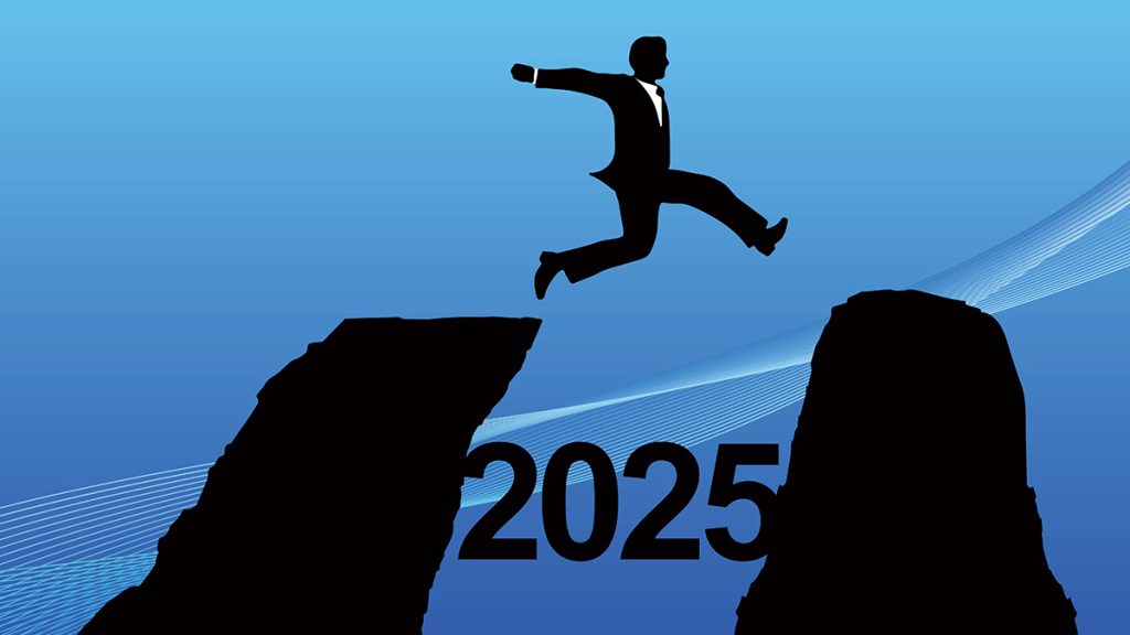 「2025年の崖」は今からでも跳び越えられる!? 経産省がレポートを公開