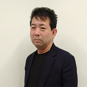 草野 恭人